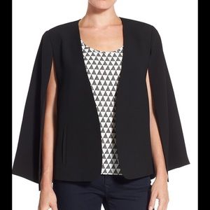 Sale 💕Vince Camuto Cape Sz 2